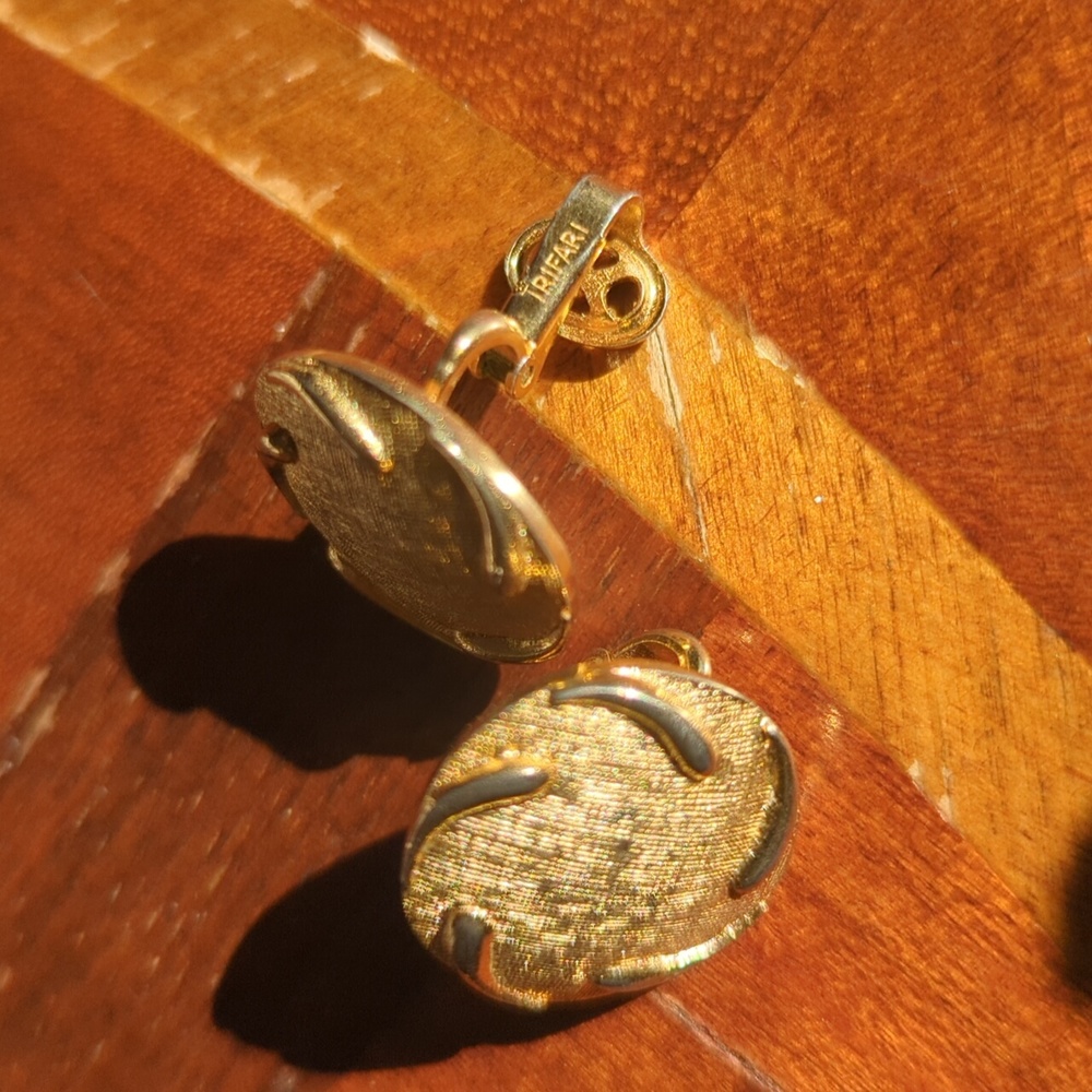 Trifari Gold tone clip on earrings